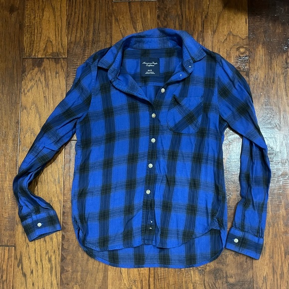 AE blue plaid button up - Picture 1 of 2